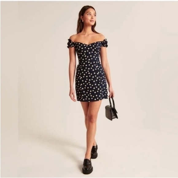 NWOT Abercrombie & Fitch Navy Linen Polka Dot Mini Dress Small Linen Blend - Picture 2 of 6